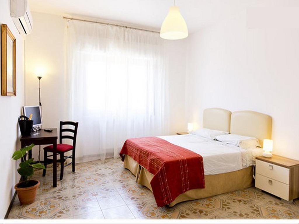 Residenza Paola Hotel Palermo Kamer foto