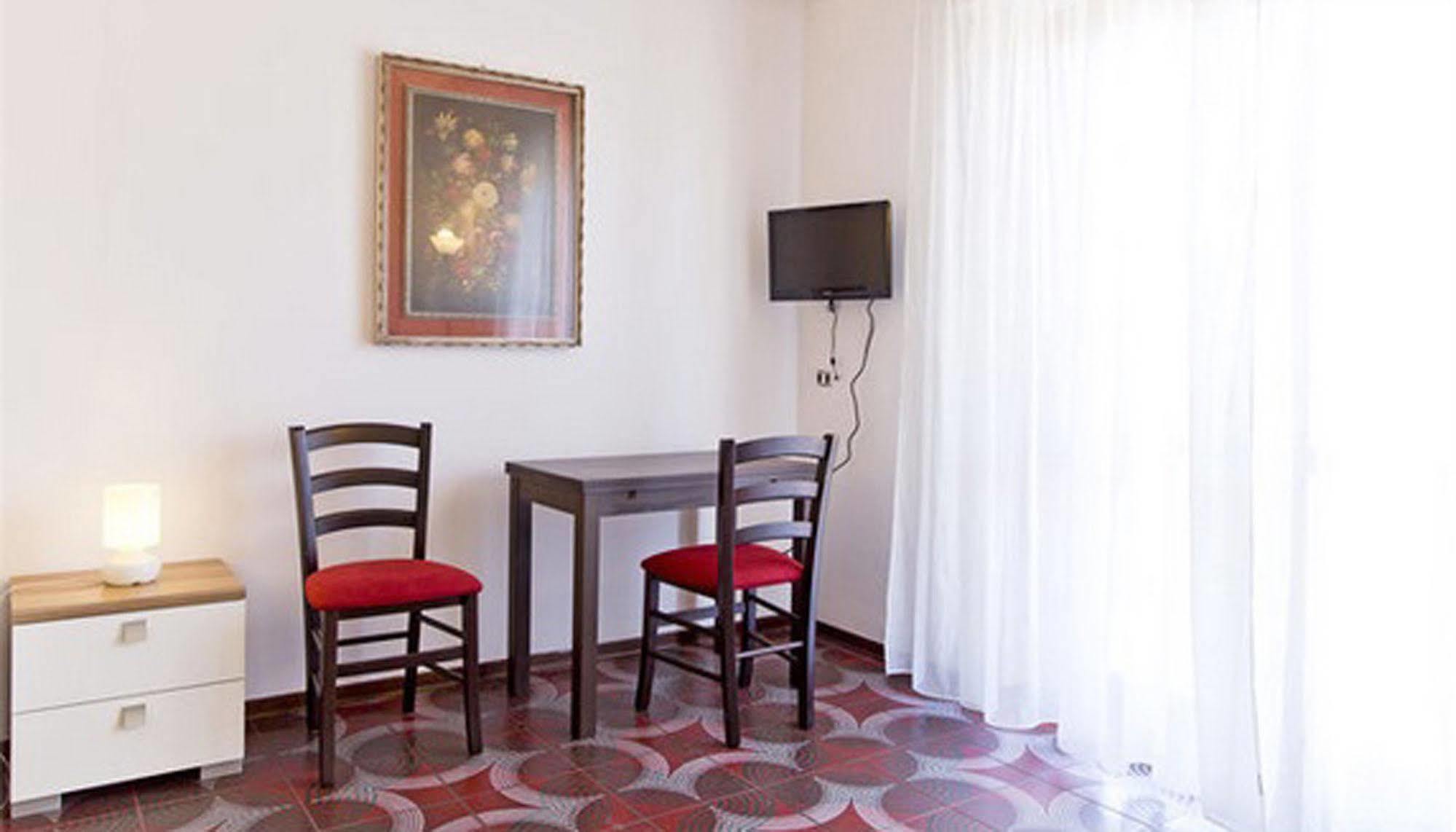 Residenza Paola Hotel Palermo Buitenkant foto
